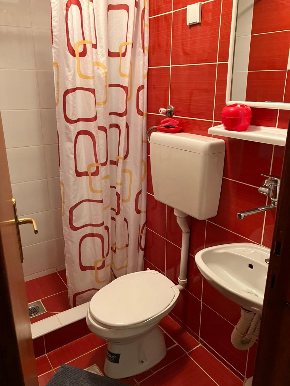Apartmani Rada 兹拉蒂博尔 客房 照片